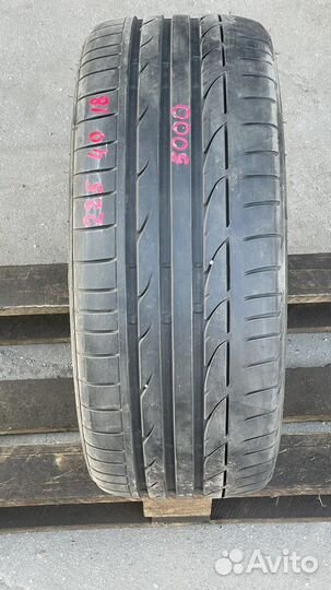 Bridgestone Potenza S001 225/40 R18 88Y