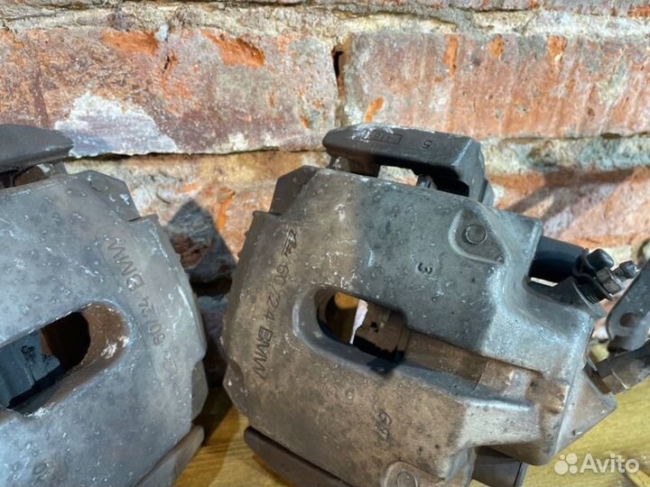 Суппорт тормозной задний Bmw 5 E60 N52B30 AF 2005