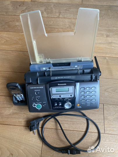 Телефон факс Panasonic KX-FC233