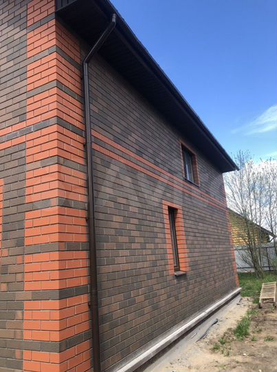 Дом 145 м² на участке 6 сот.