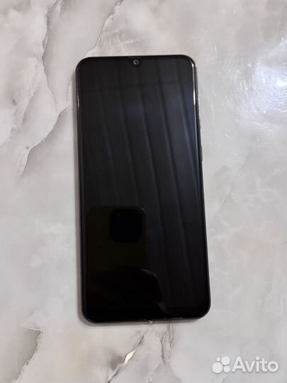 Samsung Galaxy A50, 4/64 ГБ