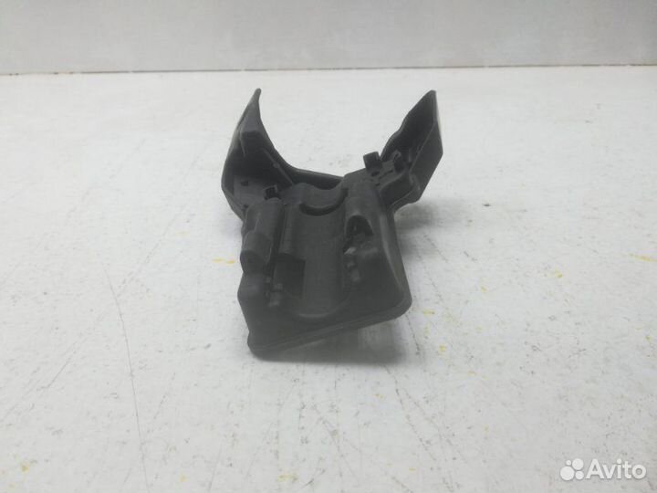 Кроштейн форсунки омывателя передний левый Renault