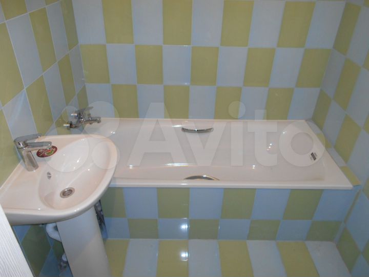 2-к. квартира, 57,9 м², 1/16 эт.