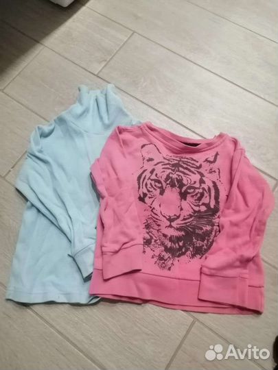 Отдам бесплатно вещи на девочку 4 года