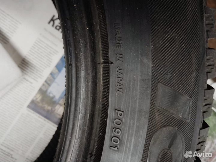 Bridgestone Ice Cruiser 7000 205/55 R16 52P