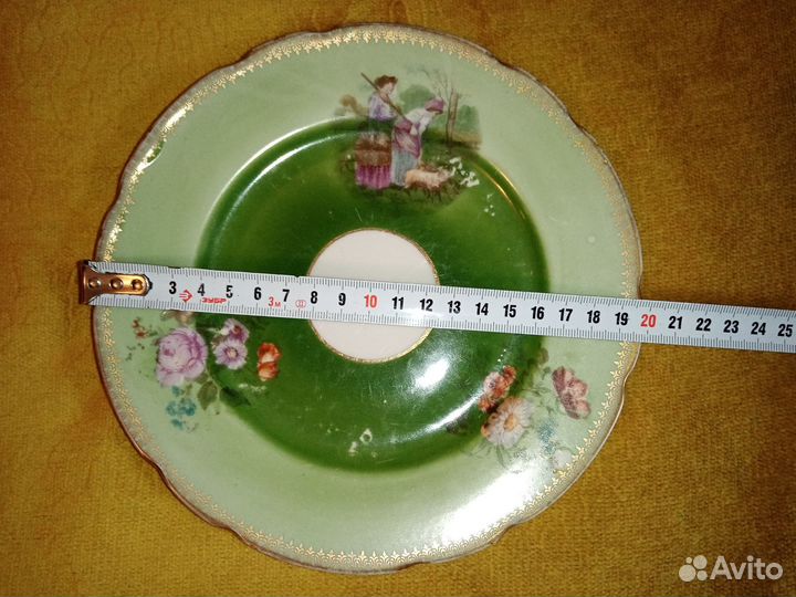 Тарелки и блюдо советских времен и др