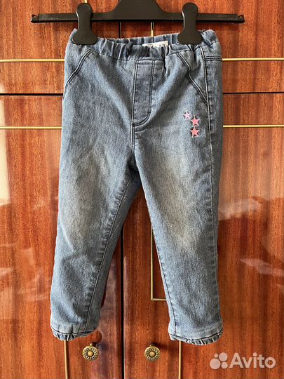 Утеплённые джинсы син на девочку раз. 98