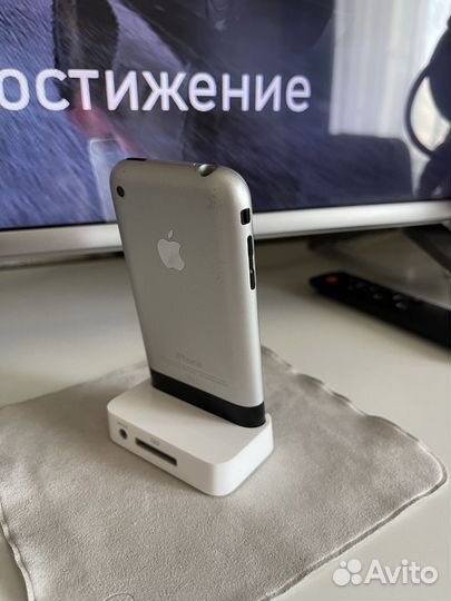 iPhone, 8 ГБ