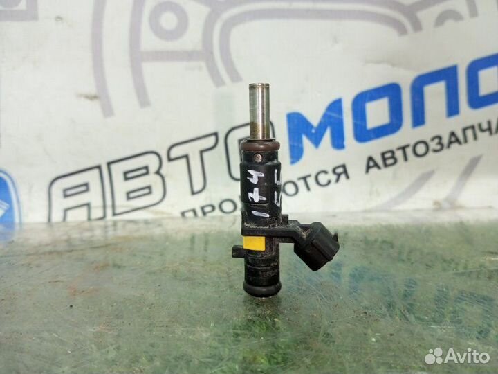 Форсунка топливная Peugeot 207 5FS (5F01)