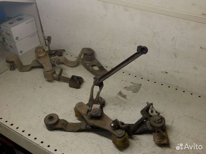 Механизм переключения передач Опель Зафира А