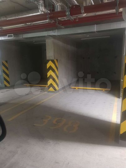 Машиноместо, 14 м²