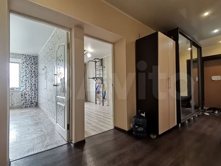 4-к. квартира, 76 м², 7/10 эт.