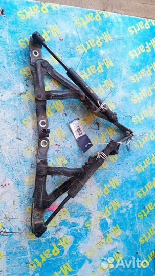 Петля крышки багажника Mazda Axela BK5P bkep BK3P