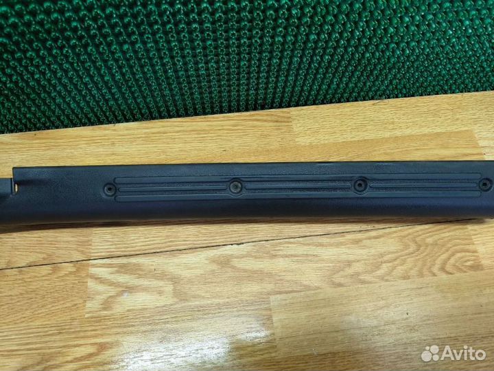 Накладка порога передняя правая Лада Гранта granta