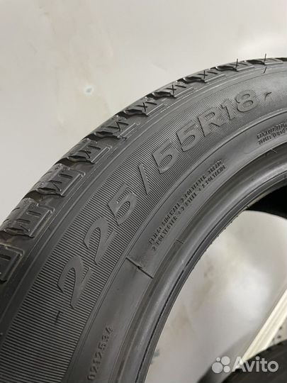 Goodyear EfficientGrip SUV 4x4 225/55 R18