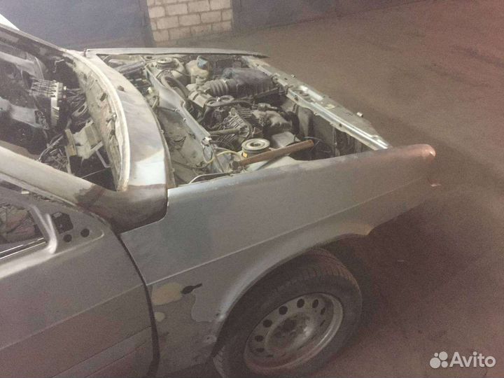 Продам крилья ваз 2114