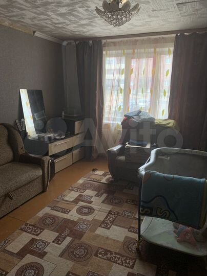 3-к. квартира, 64 м², 1/5 эт.