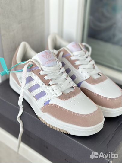 Кроссовки женские adidas