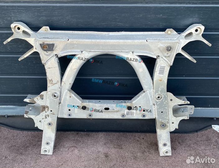 Передняя балка (подрамник) BMW i3 I01 рест. I01