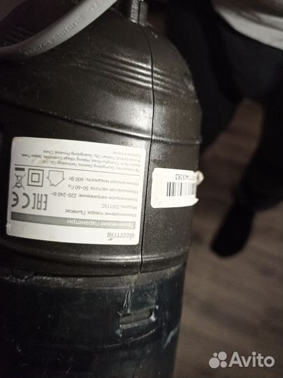 Вертикальный пылесос