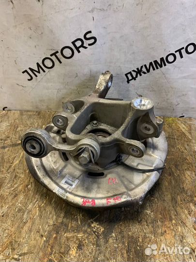 Кулак задний левый со ступицей BMW 5-series F10