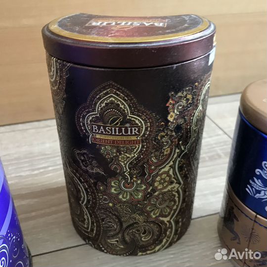 Банки жестяные контейнеры за всё