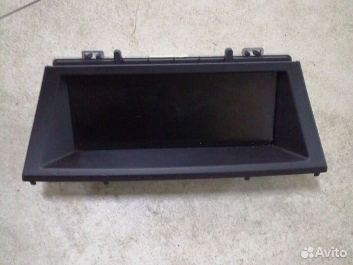 Дисплей информационный на BMW X5 E70