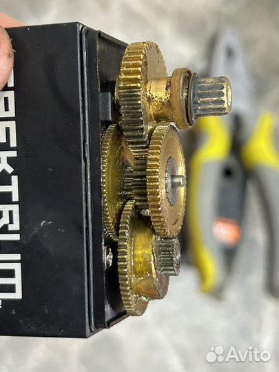 Сервопривод spektrum losi