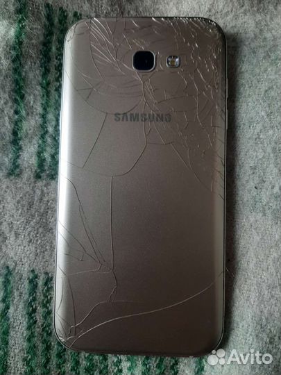 Телефон Samsung galaxy a7 2017