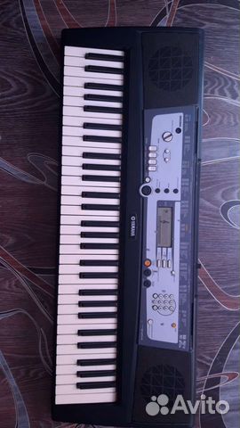 Синтезатор Yamaha PSR- E213