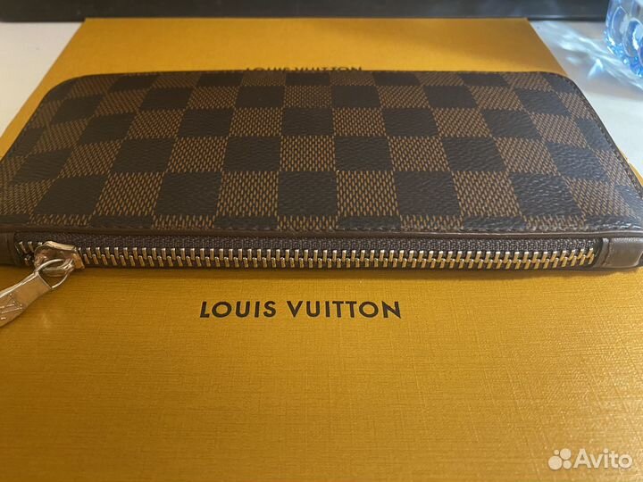 Кошелек Louis Vuitton (клатч)