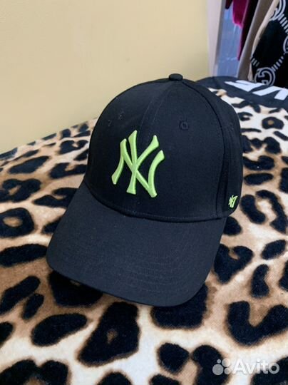 Брендовые бейсболки