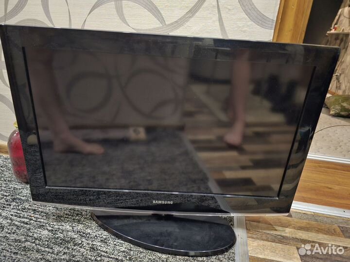 Телевизор samsung