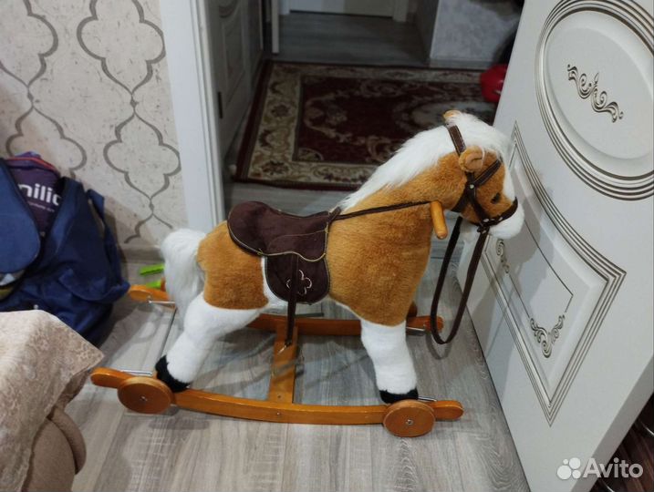 Игрушка качалка лошадь