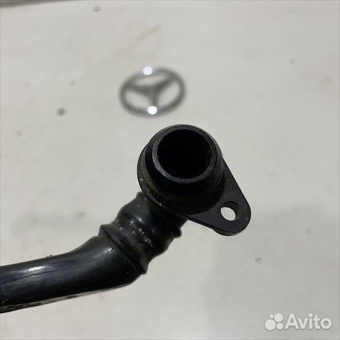 Трубка вентиляции Мерседес М276