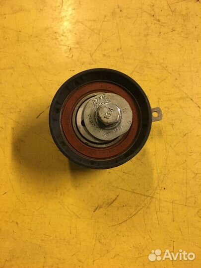 Насос водяной помпа Форд Фокус Ford Focus 2