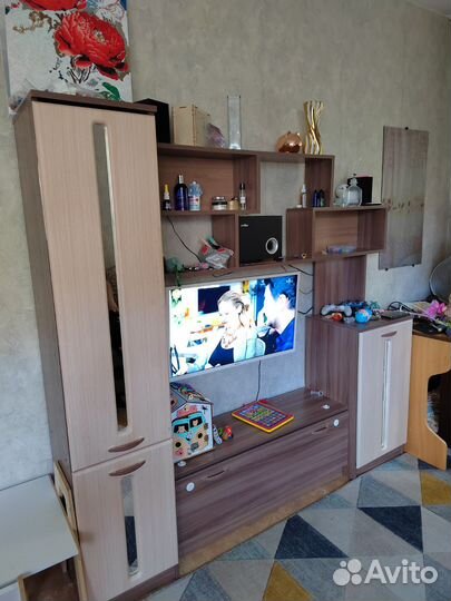 Стенка в гостиную