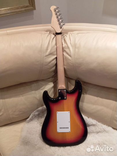 Электрогитара Rockdale