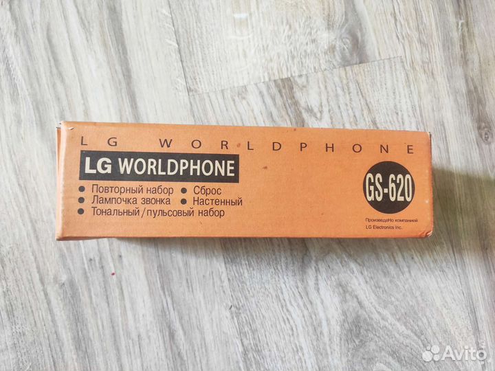 Однолинейный телефон LG