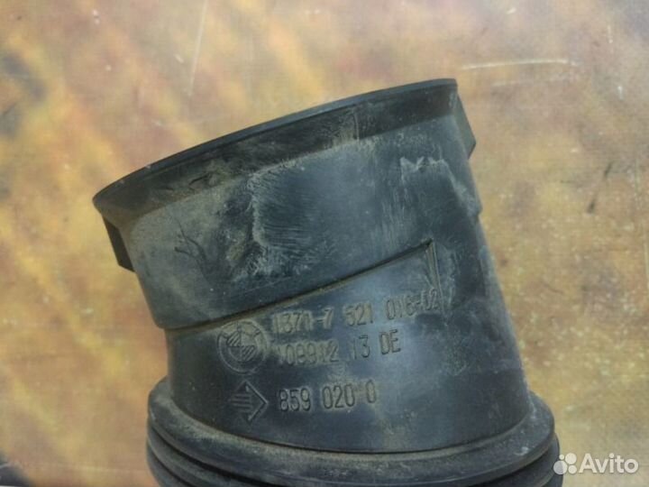 Патрубок Bmw 530I E60 M54 2003