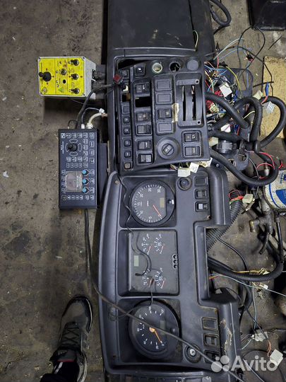 Приборная панель камаз евро 3