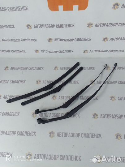 Поводок стеклоочистителя передний Mazda 6 GG (2002