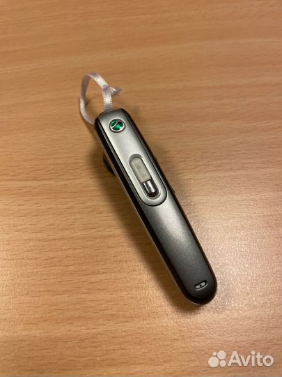 Bluetooth гарнитура Sony Ericsson HBH-608