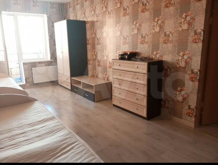 2-к. квартира, 76 м², 5/9 эт.