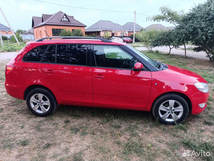 Skoda Fabia 1.6 AT, 2014, 200 000 км