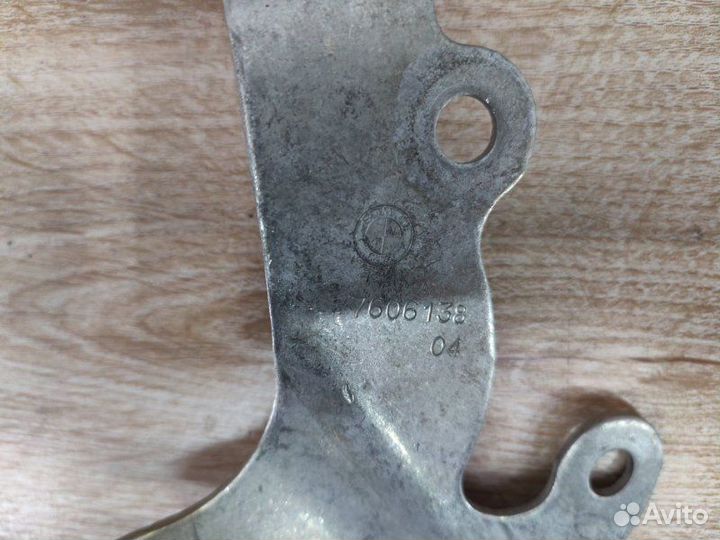 Кронштейн катализатора Bmw 3 F30 N20B20 2013