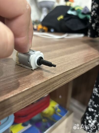 Электромоторчик 1,5 v