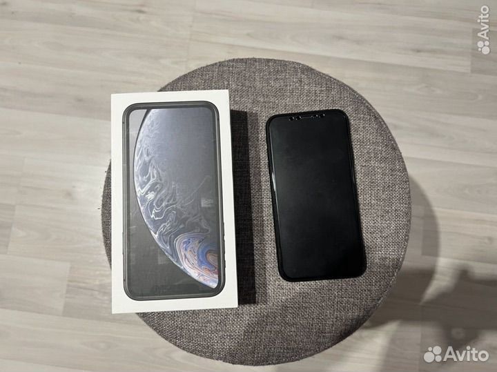 iPhone Xr, 64 ГБ