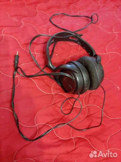 Наушники проводные