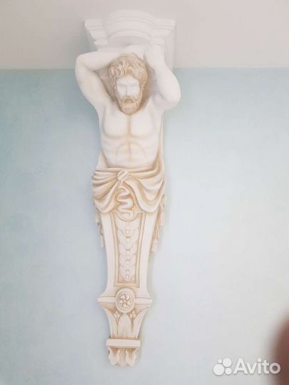 Атланты гипсовые